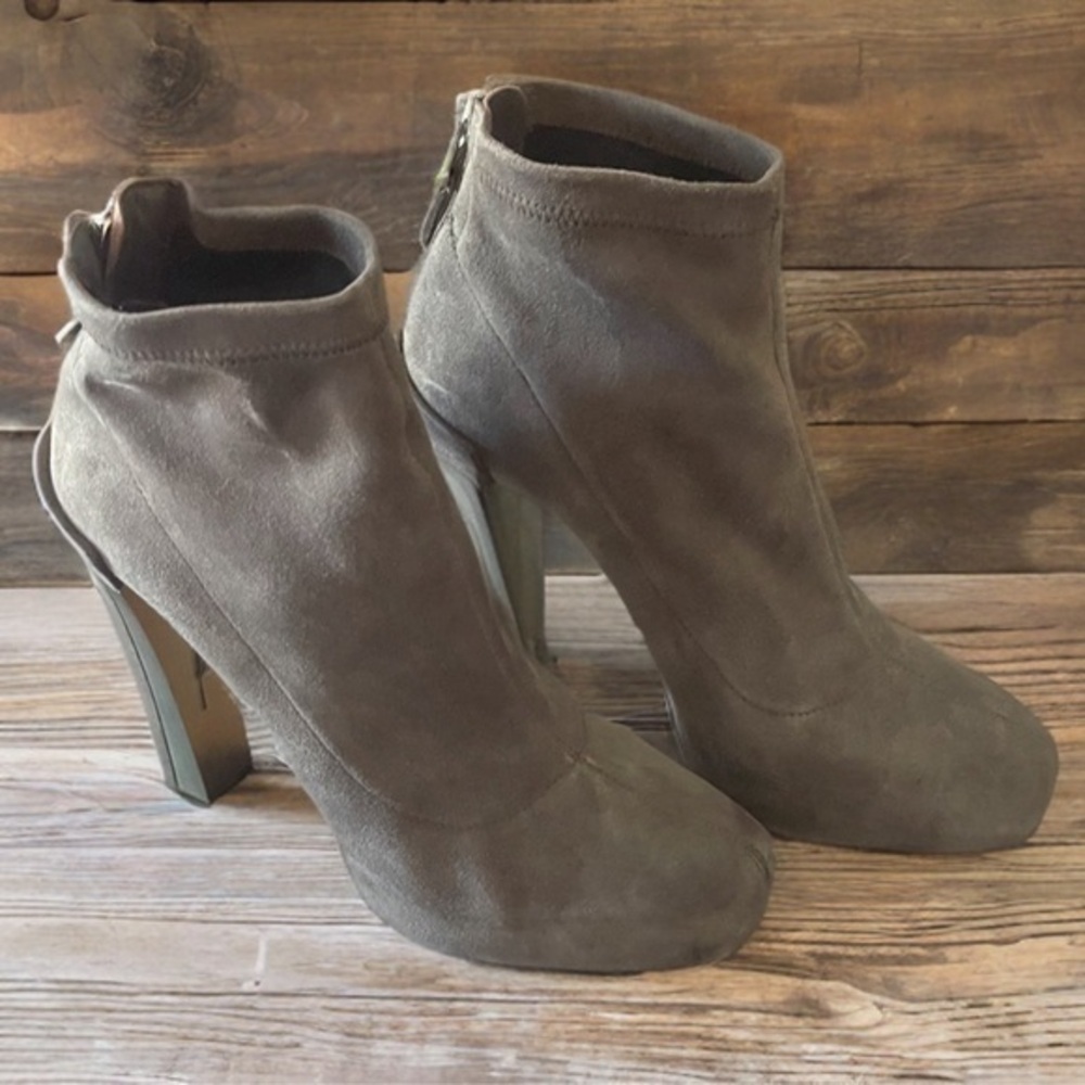BRIAN ATWOOD Edeline Stretch Genuine Suede Platform Block Booties Women's Sz 8